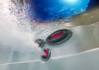 JCZ19-Swim-Jet-End-Underwater-Image